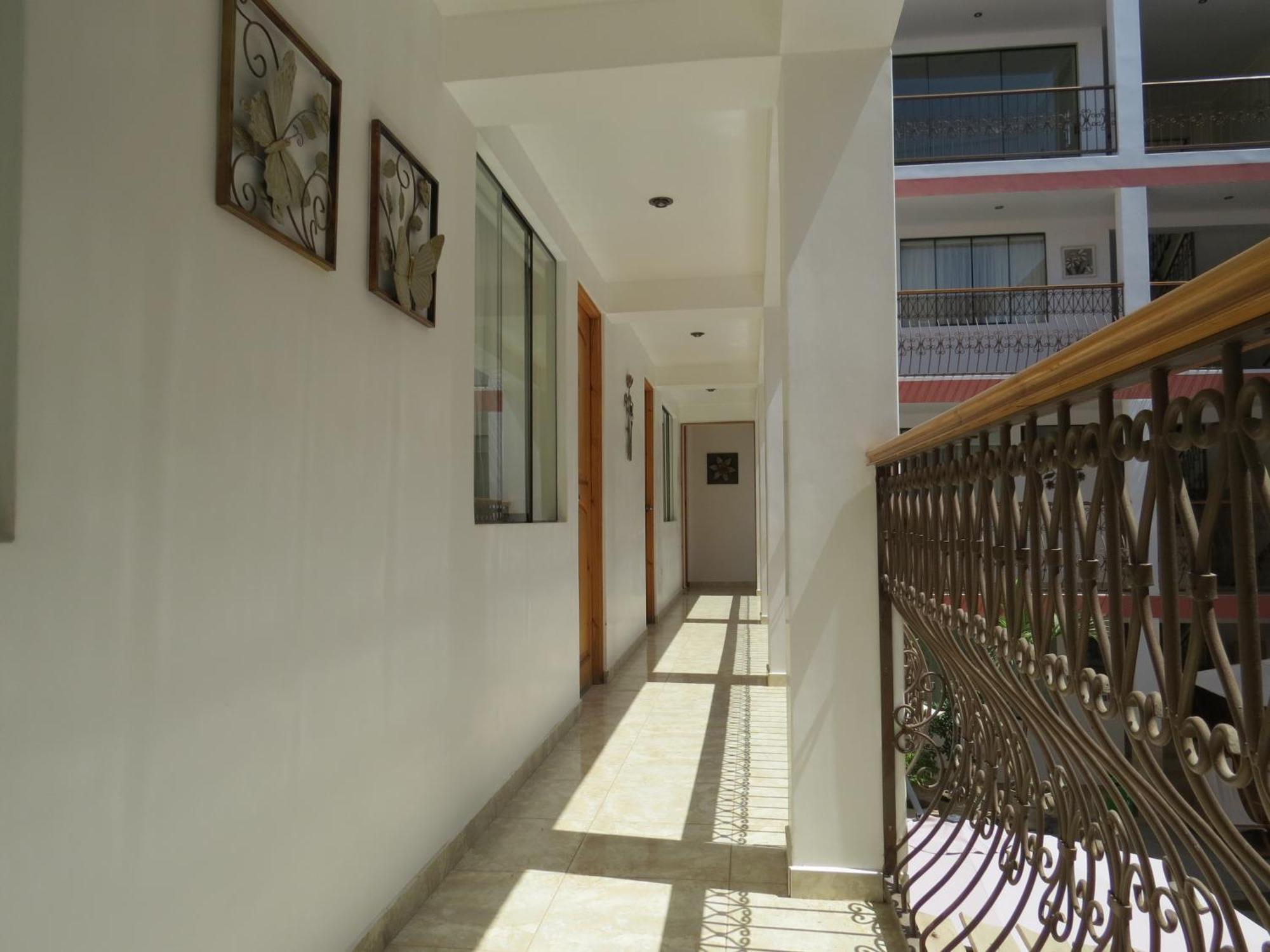 Hotel Las Flores Ica Kültér fotó